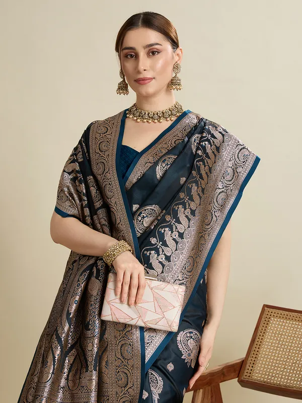 Elephant_Rajgharana_Silk_Saree_With_Unstitched_Blouse_Piece
