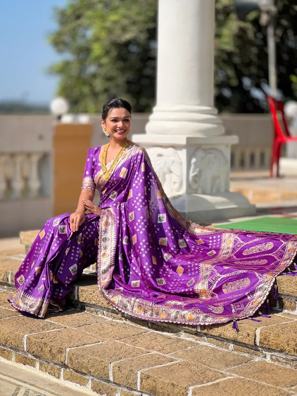 Violet_Swastik_Silk_Saree_With_Unstitched_Blouse_Piece