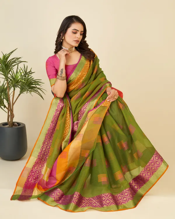 Mehndi_Vedika_Cotton_Saree_With_Unstitched_Blouse_Piece