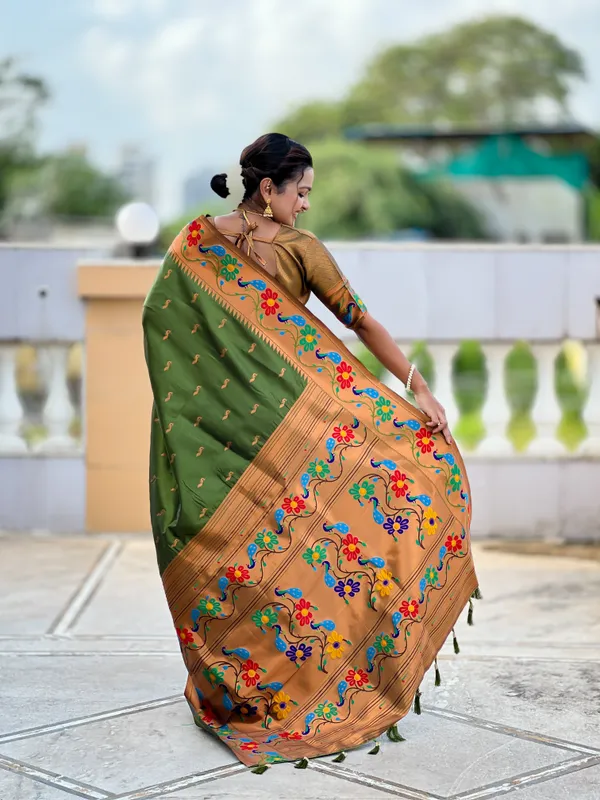 Mehendi_Anuradha_Paithani_Silk_Saree_With_Unstitched_Blouse_Piece