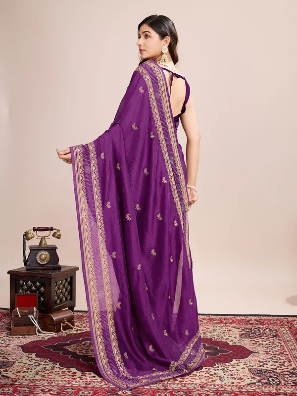 Medium_Violet_Pehna_Silk_Saree_With_Unstitched_Blouse_Piece