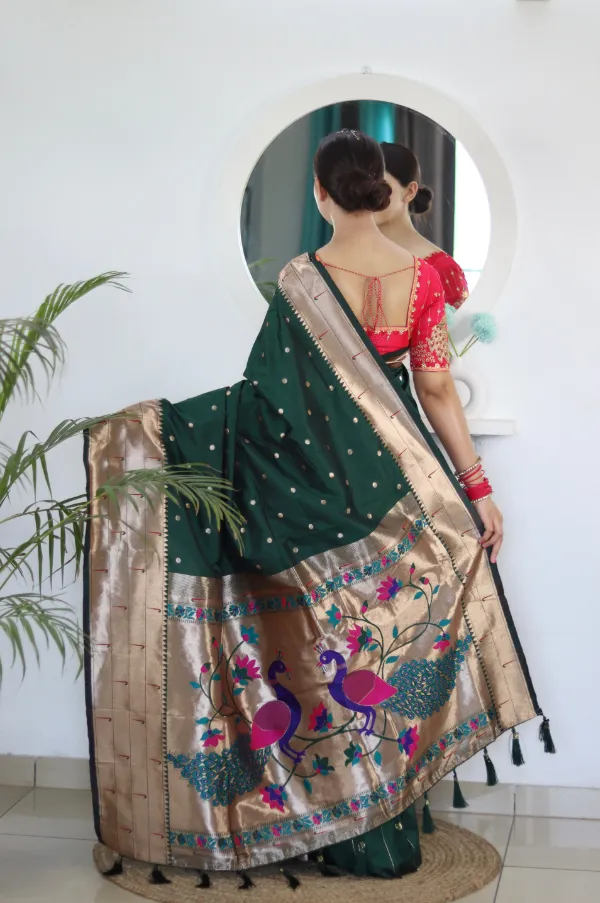 Bottlegreen_Kalakruti_Paithani_Silk_Saree_With_Unstitched_Blouse_Piece