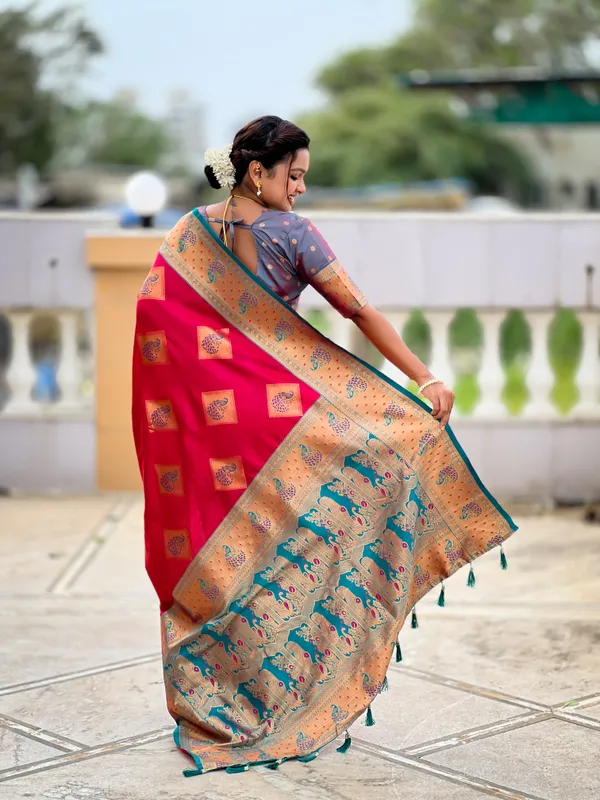 Rani_Pink_Apurva_Silk_Saree_With_Unstitched_Blouse_Piece