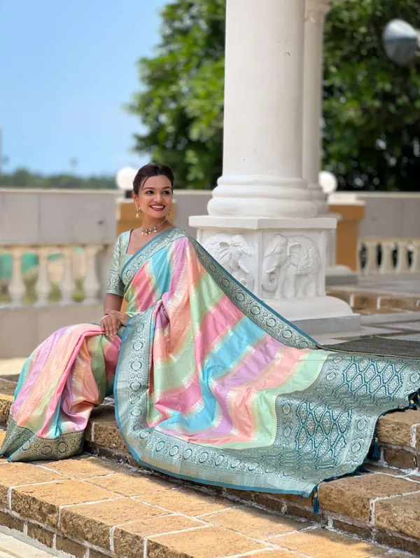 Telerama_Silk_Saree_With_Unstitched_Blouse_Piece