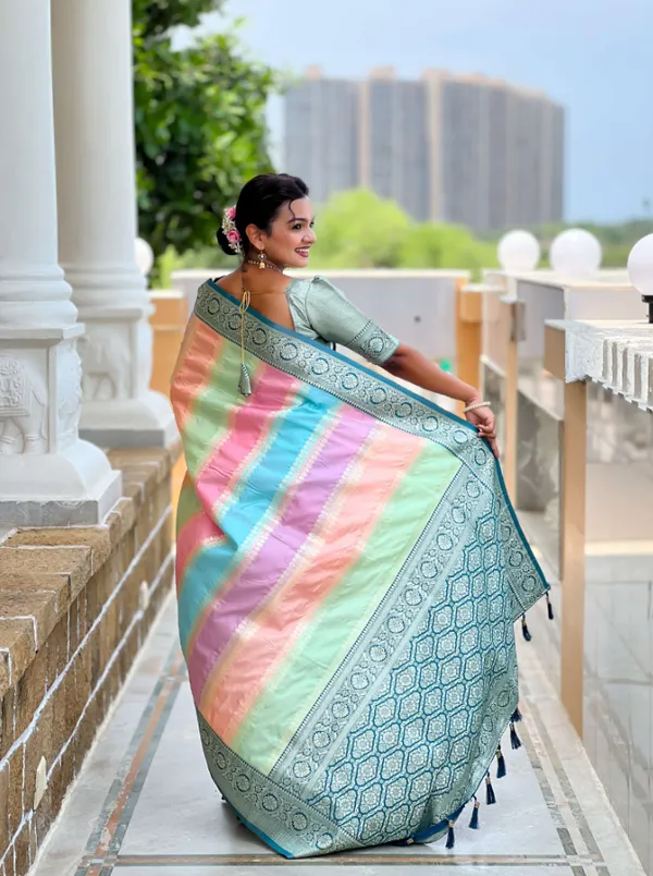 Telerama_Silk_Saree_With_Unstitched_Blouse_Piece