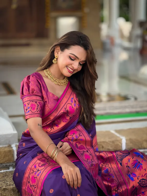 Dark_Purple_Coin_Silk_Saree_With_Unstitched_Blouse_Piece