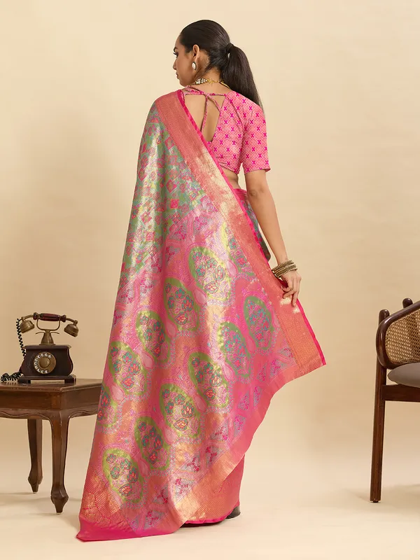 Wine_Sayara_Silk_Saree_With_Unstitched_Blouse_Piece