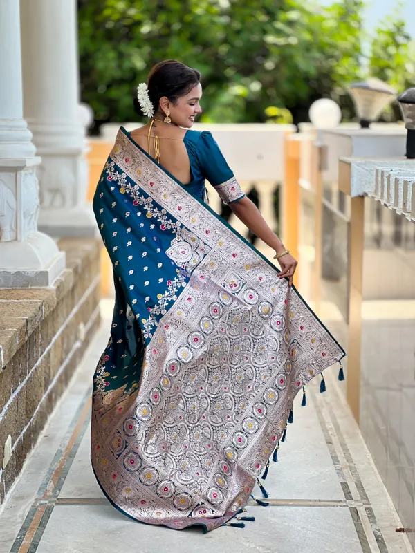 Morpeach_Banarasi_Banarasi_Silk_Saree_With_Unstitched_Blouse_Piece