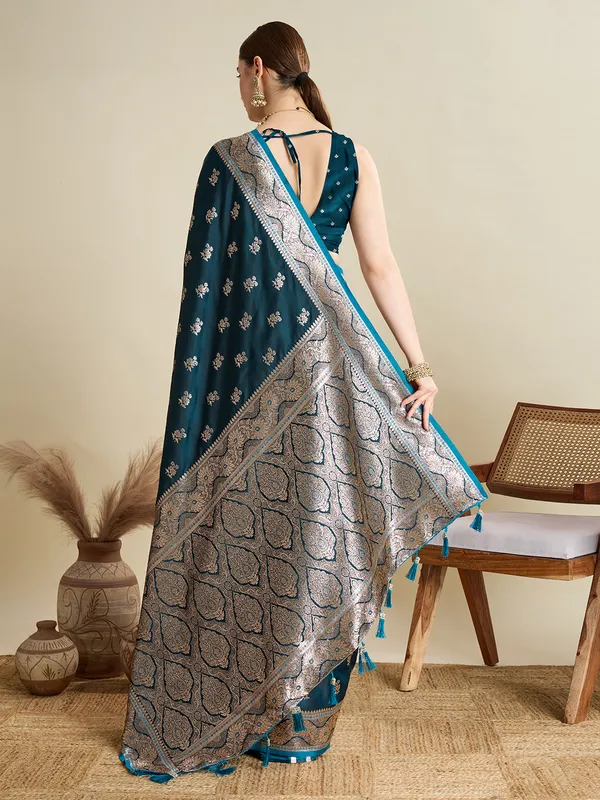 Evening_Sea_Rajgharana_Silk_Saree_With_Unstitched_Blouse_Piece