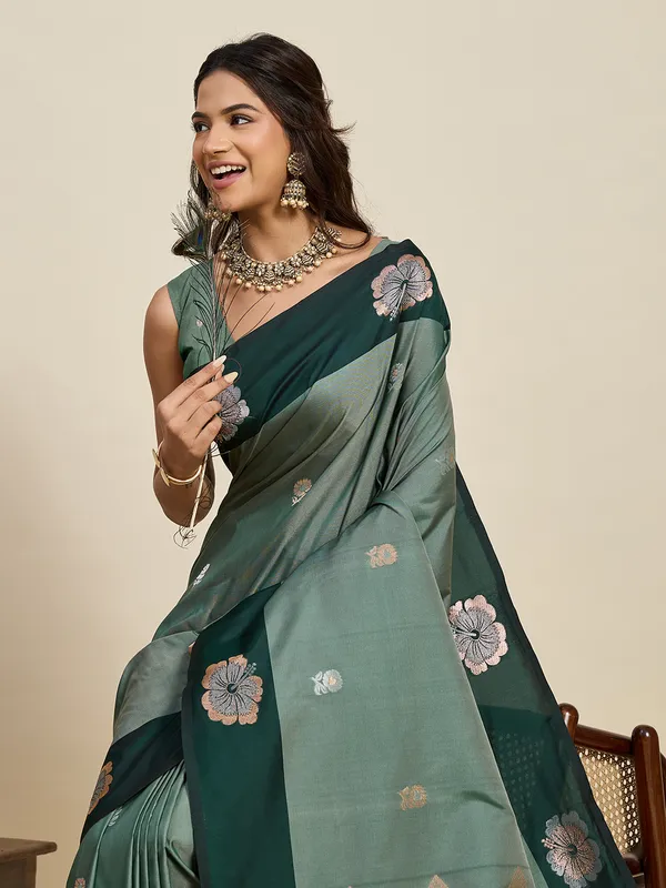 Seagreen_Aamarapali_Silk_Saree_With_Unstitched_Blouse_Piece