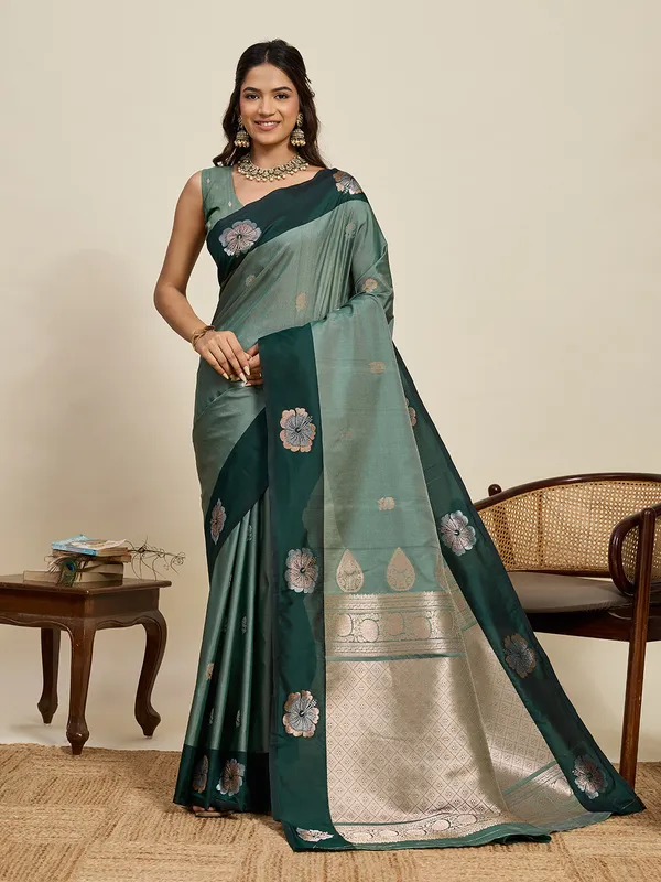 Seagreen_Aamarapali_Silk_Saree_With_Unstitched_Blouse_Piece