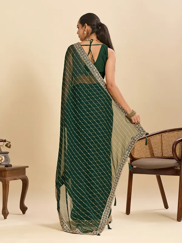 Dark_Green_Madhvi_Silk_Saree_With_Unstitched_Blouse_Piece