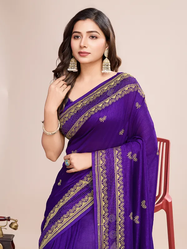 Navy_Pehna_Silk_Saree_With_Unstitched_Blouse_Piece