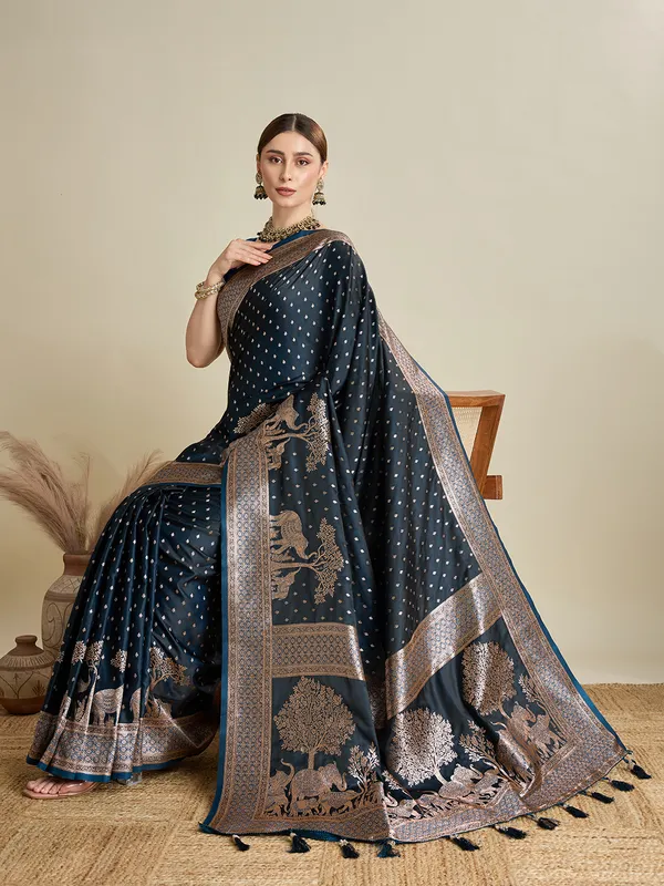 Nile_Blue_Rajgharana_Silk_Saree_With_Unstitched_Blouse_Piece