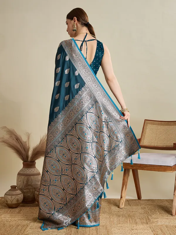 Evening_Sea_Rajgharana_Silk_Saree_With_Unstitched_Blouse_Piece