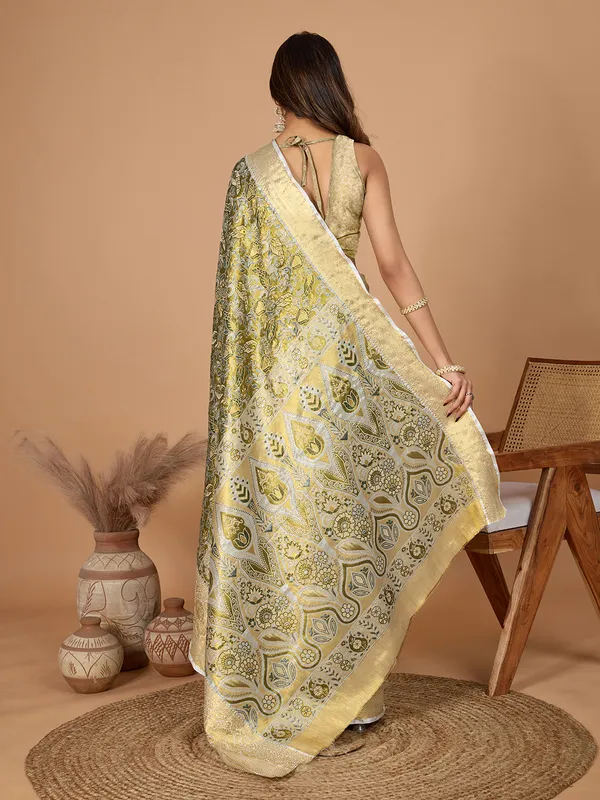 Olive_Drab_Aaradhya_Silk_Saree_With_Unstitched_Blouse_Piece