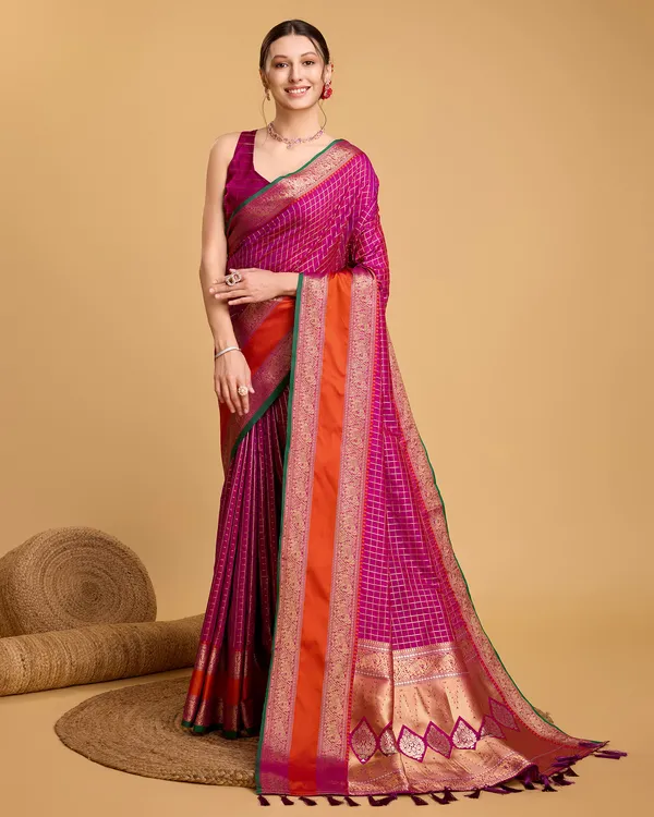 Red_Violet_Khushi_Jacquard_Fabrics_Saree_With_Unstitched_Blouse_Piece