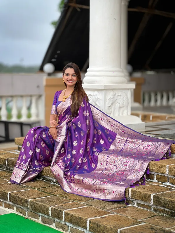 Purple_Banarasi_Banarasi_Silk_Saree_With_Unstitched_Blouse_Piece