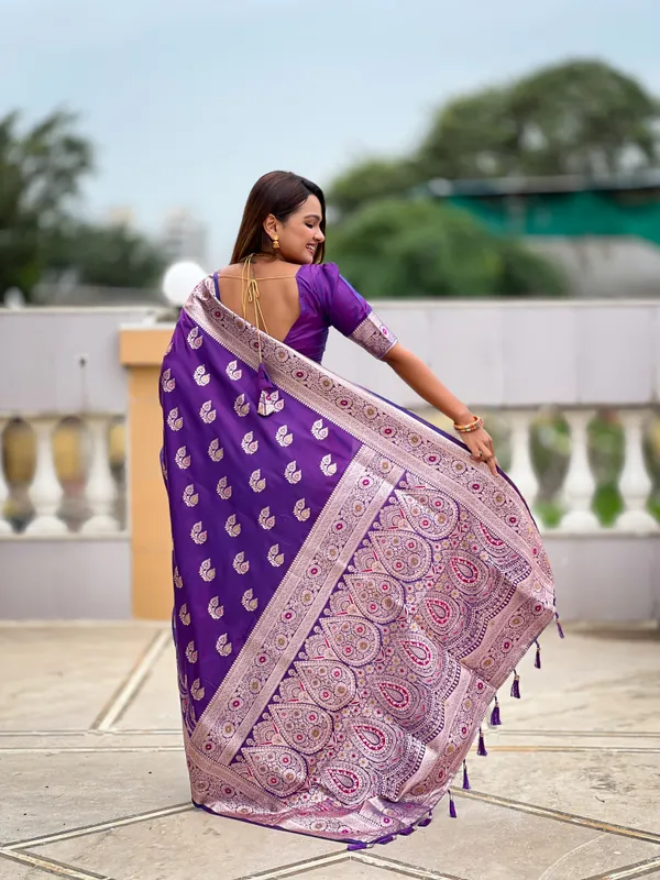Purple_Banarasi_Banarasi_Silk_Saree_With_Unstitched_Blouse_Piece