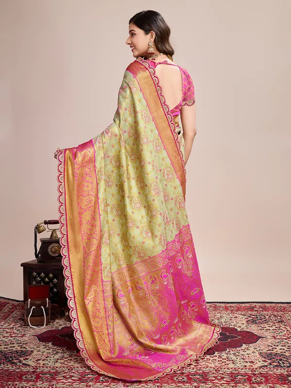 Greenpink_Aaradhya_Silk_Saree_With_Unstitched_Blouse_Piece