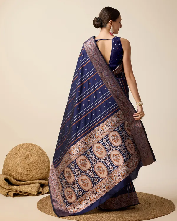 Dark_Blue_Apexa_Jacquard_Fabrics_Saree_With_Unstitched_Blouse_Piece
