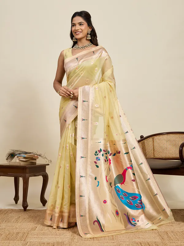 Gold_Rajavi_Silk_Saree_With_Unstitched_Blouse_Piece