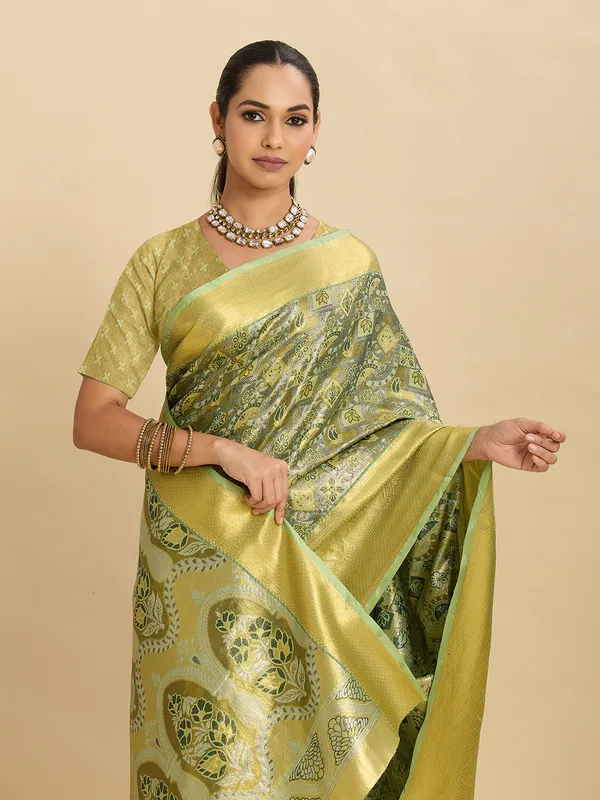 Olive_Drab_Sayara_Silk_Saree_With_Unstitched_Blouse_Piece