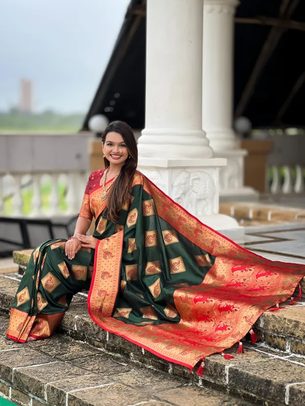 Bgreen_Apurva_Silk_Saree_With_Unstitched_Blouse_Piece