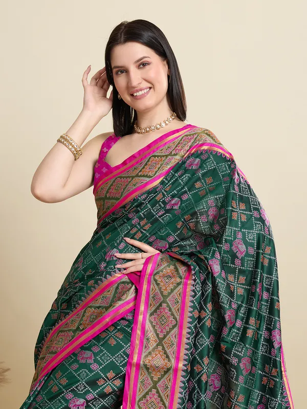 Bottlegreen_Vaibhavi_Silk_Saree_With_Unstitched_Blouse_Piece