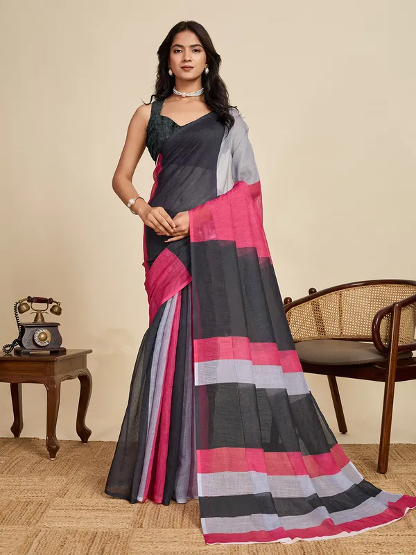 Black_Kajri_Linan_Saree_With_Unstitched_Blouse_Piece