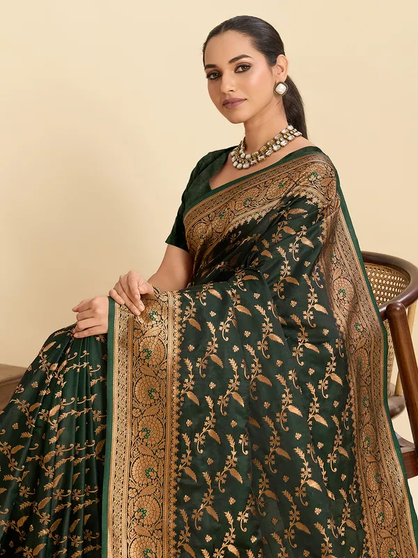 Dark_Green_Nayantara_Silk_Saree_With_Unstitched_Blouse_Piece