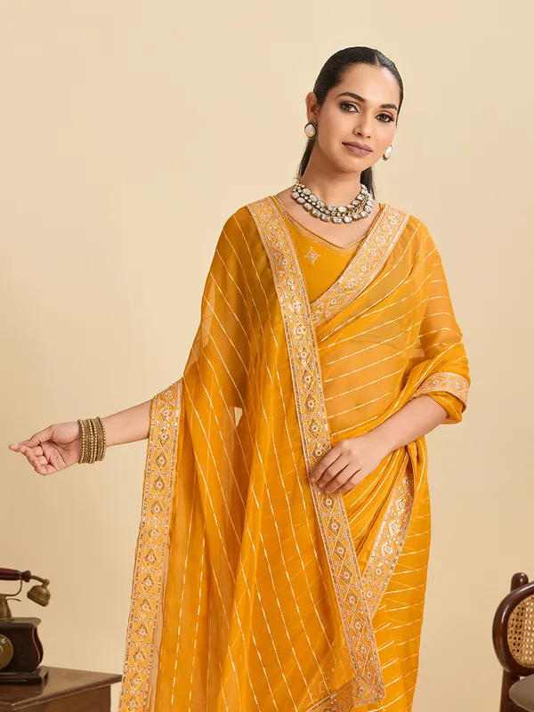 Yellow_Madhvi_Silk_Saree_With_Unstitched_Blouse_Piece
