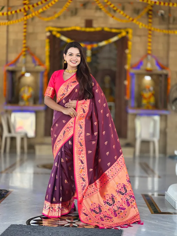 Wine_Royal_Paithani_Silk_Saree_With_Unstitched_Blouse_Piece