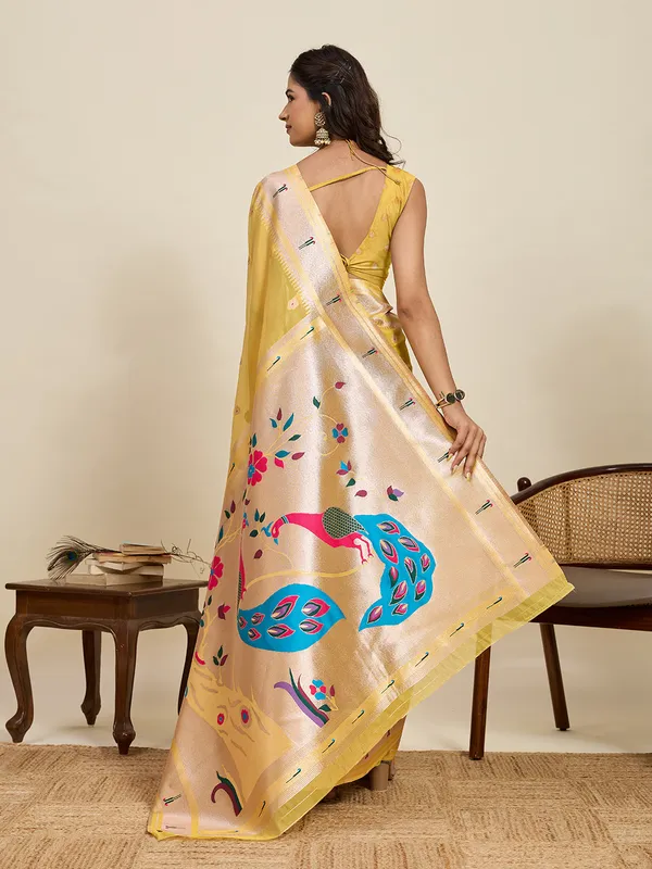Yellow_Rajavi_Silk_Saree_With_Unstitched_Blouse_Piece