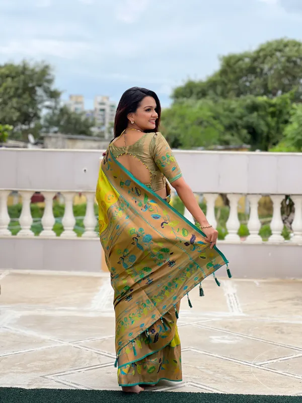Marigold_Paithani_Silk_Saree_With_Unstitched_Blouse_Piece