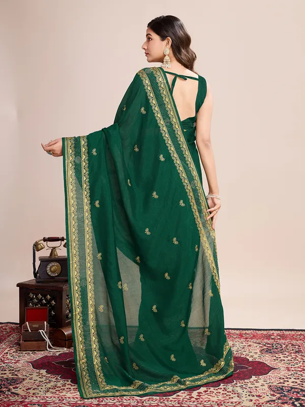 Dark_Green_Pehna_Silk_Saree_With_Unstitched_Blouse_Piece