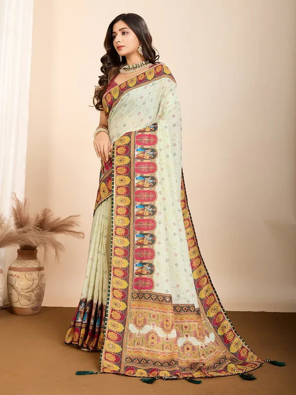 Beige_Aarni_Cotton_Saree_With_Unstitched_Blouse_Piece