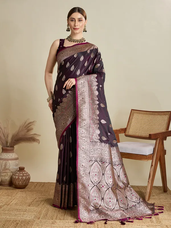 Lividbrown_Rajgharana_Silk_Saree_With_Unstitched_Blouse_Piece