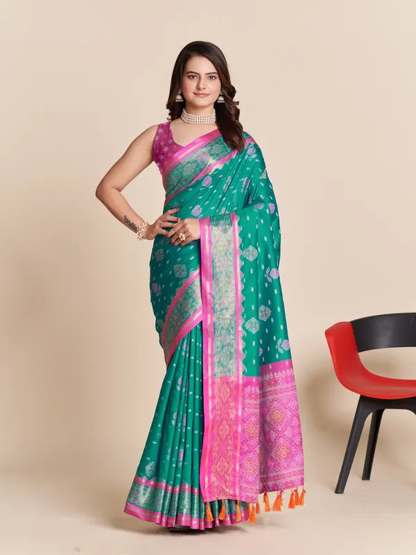 William_Vaibhavi_Silk_Saree_With_Unstitched_Blouse_Piece
