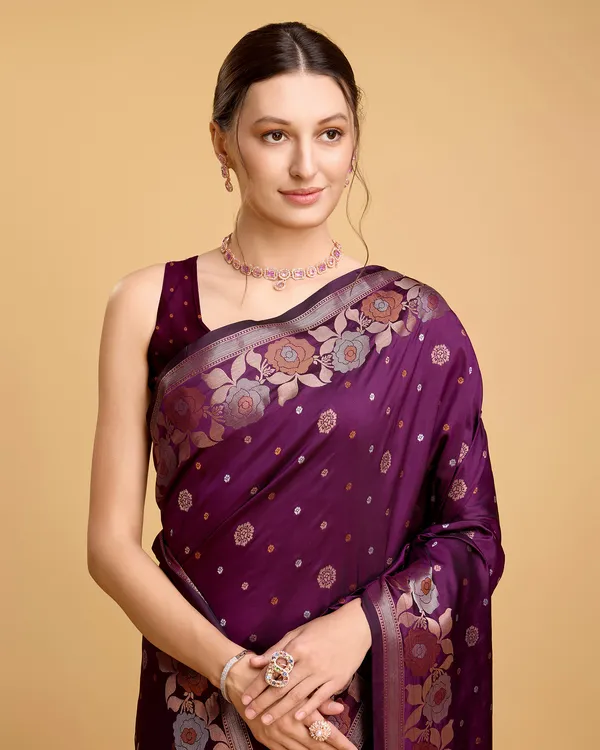 Dark_Magenta_Radhika_Jacquard_Silk_Saree_With_Unstitched_Blouse_Piece