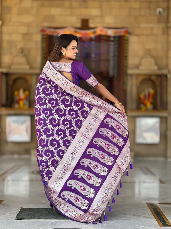 Purple_Banarasi_Banarasi_Silk_Saree_With_Unstitched_Blouse_Piece