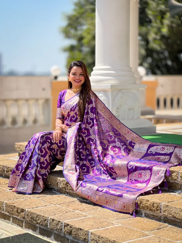 Purple_Banarasi_Banarasi_Silk_Saree_With_Unstitched_Blouse_Piece