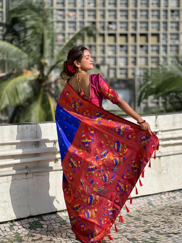 Dark_Blue_Neeta_Silk_Saree_With_Unstitched_Blouse_Piece