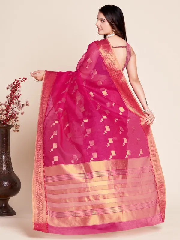 Red_Violet_Vedika_Cotton_Saree_With_Unstitched_Blouse_Piece