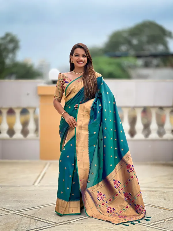 Rama_Raffel_Silk_Saree_With_Unstitched_Blouse_Piece