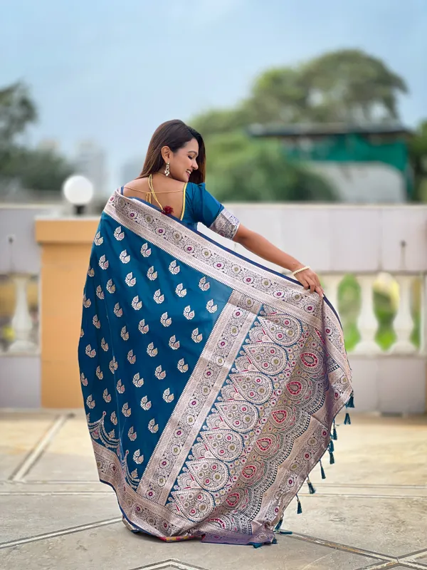 Anjir_Banarasi_Banarasi_Silk_Saree_With_Unstitched_Blouse_Piece