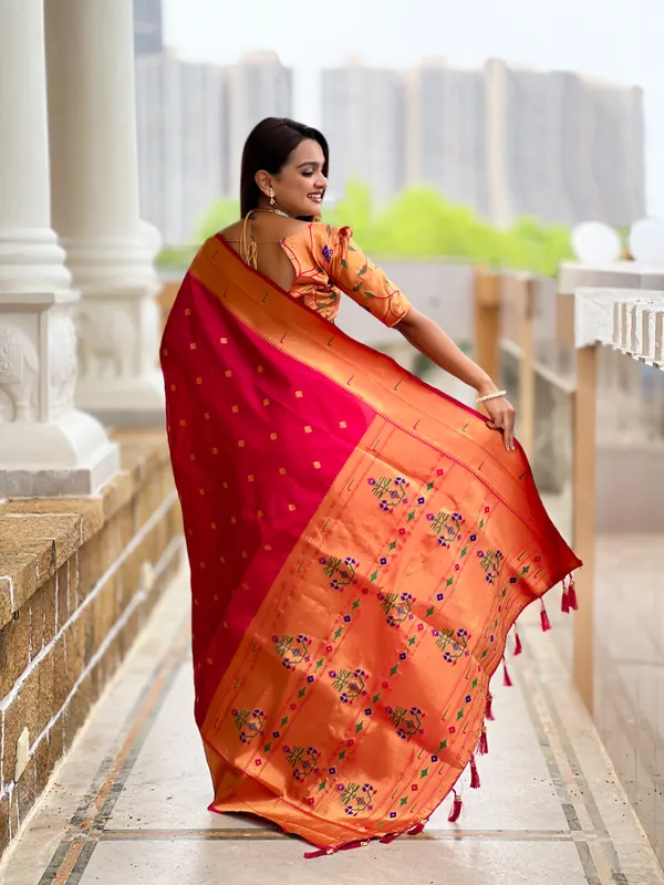 Rani_Pink_Raffel_Silk_Saree_With_Unstitched_Blouse_Piece