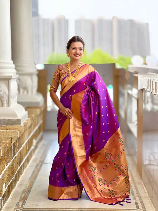 Purple_Raffel_Silk_Saree_With_Unstitched_Blouse_Piece