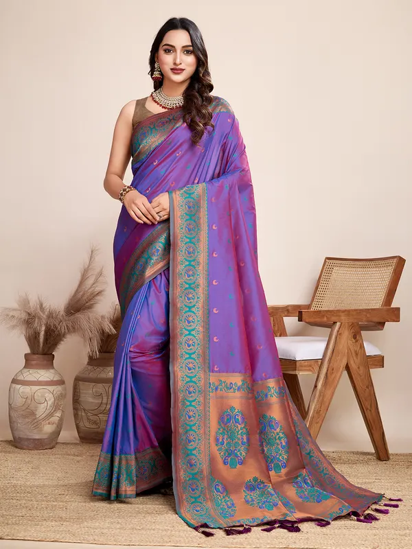Dark_Purple_Chand_Jacquard_Fabrics_Saree_With_Unstitched_Blouse_Piece