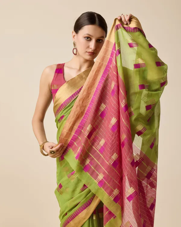 Mehndi_Cotton_Saree_With_Unstitched_Blouse_Piece